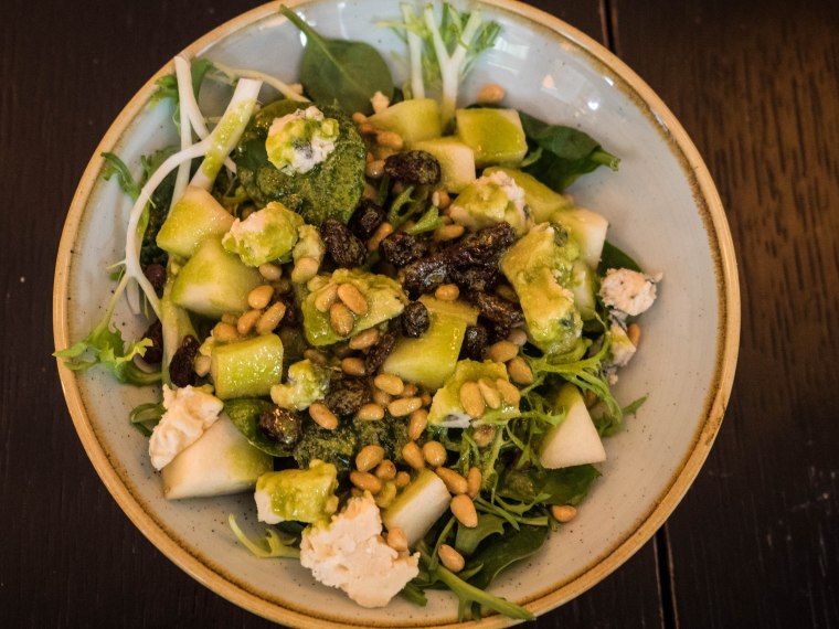 iberica pear and spinach salad